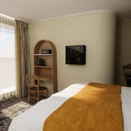 Bohem Hotel 4*